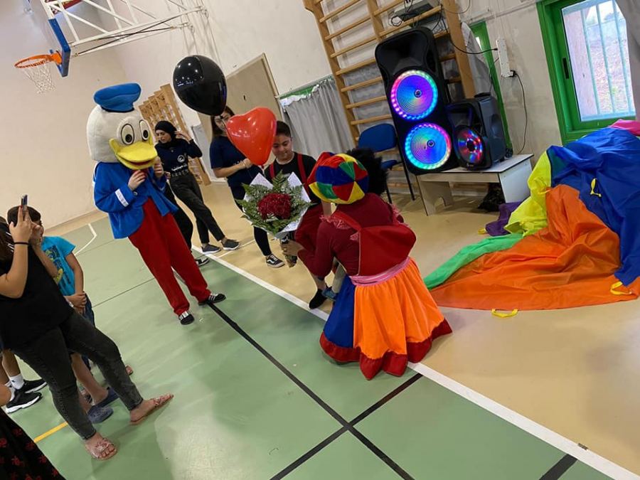 ماما لبنى تقدم عرضا مميزا في جماهيري الطيبة 